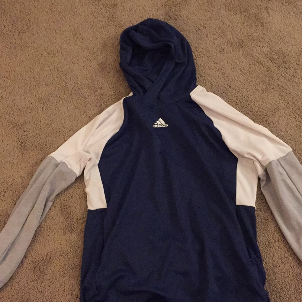 Men’s Adidas Sweatshirt!